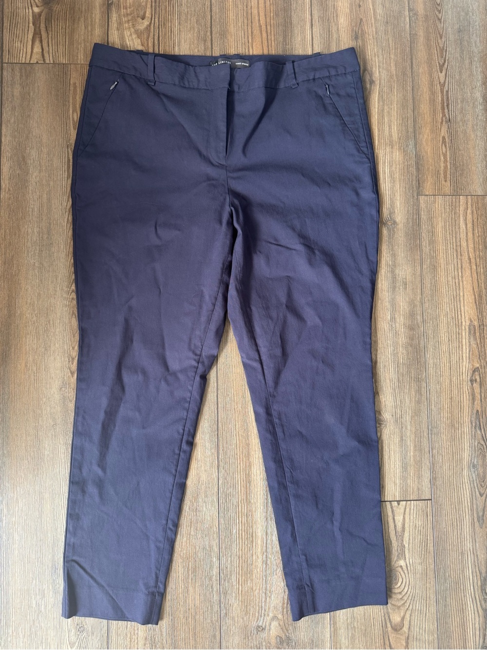 The Limited Navy Cropped Ankle Pants exact stretch